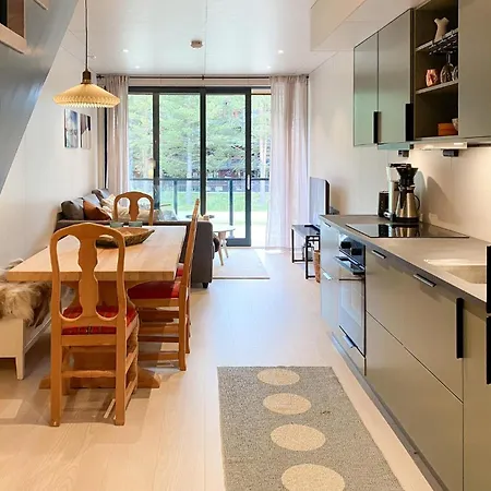 2 Bedroom Gorgeous In Dom wakacyjny *